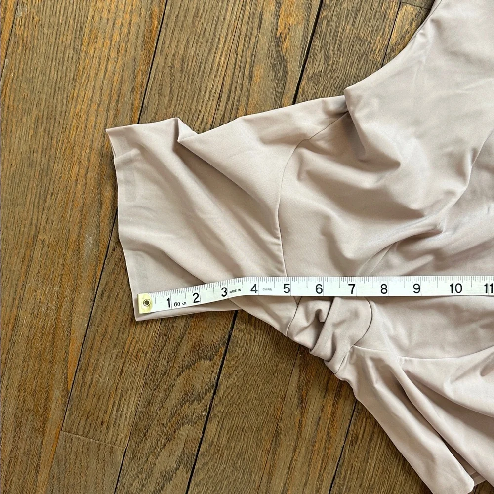 Maidenform thigh slimmer NWT Small High Waist Sculpts Extra Firm NEW S
